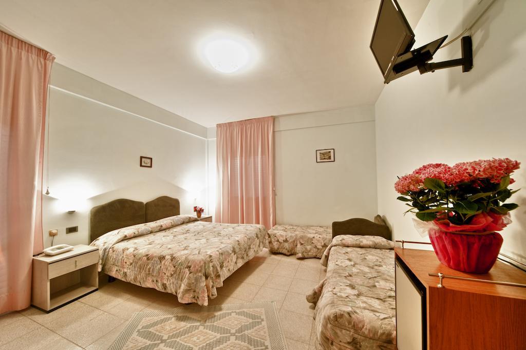 Hotel Il Quadrifoglio 카시아 객실 사진