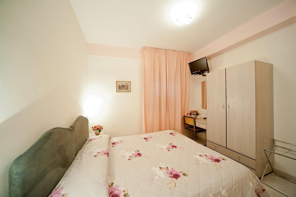 Hotel Il Quadrifoglio 카시아 객실 사진